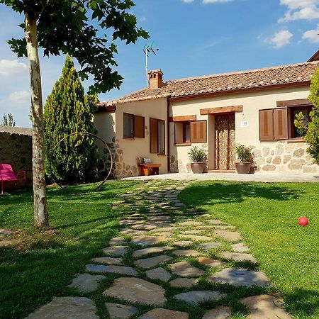 Entreacebedas Rural&Vacaciones, Alojamientos Con Jardin Privado Piscina Gratis En Julio 塞哥维亚 外观 照片