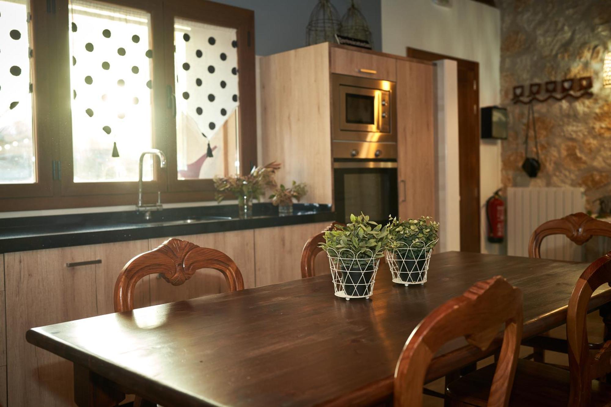 Entreacebedas Rural&Vacaciones, Alojamientos Con Jardin Privado Piscina Gratis En Julio 塞哥维亚 外观 照片